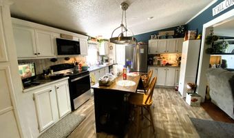 2296 Highway 3443, Annville, KY 40402