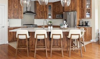 3958 Post Rd 11, Warwick, RI 02886
