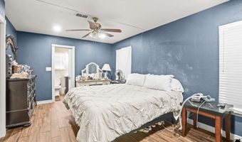 1011 Kleberg St, Alice, TX 78332