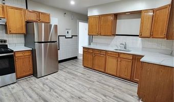 126 Goddard Ave B, Bridgeport, CT 06610