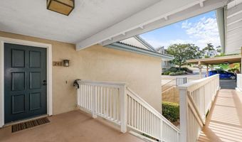 241 Turf View Dr, Solana Beach, CA 92075