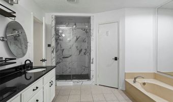 3924 Morman Ln, Addison, TX 75001