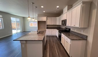 573 Country Hollow Dr, Fernley, NV 89408