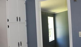 188 Compass Lake Dr, Alford, FL 32420