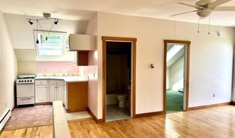 221 Plateau Rd, Calais, VT 05650