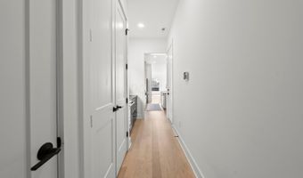 2856 Kobuk Dr A, Columbus, OH 43228