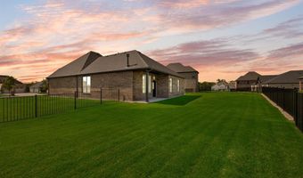 304 Big Antler Ct, Heath, TX 75032