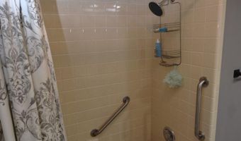 9640 Shady Ln, Algonac, MI 48001