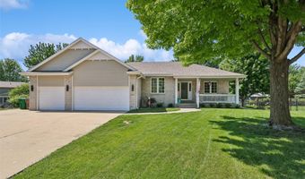 405 Plumwood Ct SW, Altoona, IA 50009