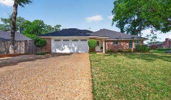 111 Hanging Moss Dr, Benton, LA 71006