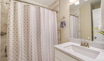 14536 BARKWOOD Dr, Rockville, MD 20853