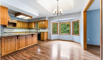 7 Cherhill Dr, Bella Vista, AR 72714