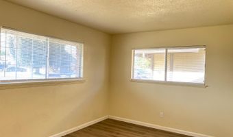 14069 Vista Dr, Armona, CA 93202