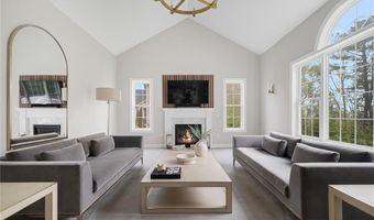 397 Sylvan Ct, North Kingstown, RI 02874