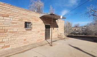 435 Park Ave, Ash Fork, AZ 86320