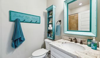 1009 Fiji Dr, Rockport, TX 78382