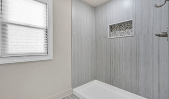 3 Casey Ct, Barnegat, NJ 08005