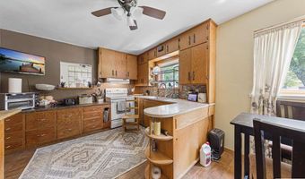 116 E Clinton St, Arlington, MN 55307