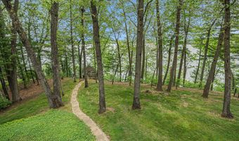 4085 Wildwood Dr, Allegan, MI 49010