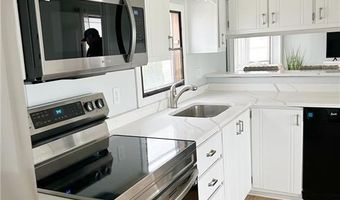 691 Succotash Rd, South Kingstown, RI 02879