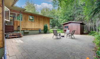 1441 Shore Dr, Anchorage, AK 99515