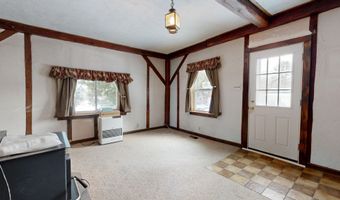 139 Fletcher Rd, Auburn, ME 04210