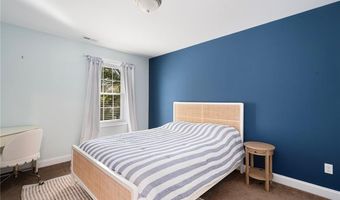 55 Vine St, East Greenwich, RI 02818