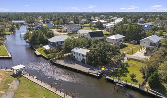 11046 New York St, Bay St. Louis, MS 39520