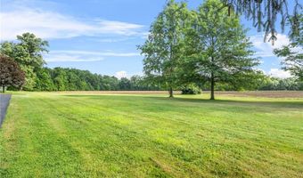 11167 Lair Rd NE, Alliance, OH 44601