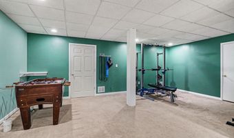 1044 Bicentennial Pkwy, Ann Arbor, MI 48108