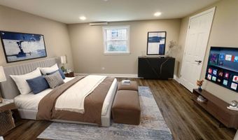 5612 NAMAKAGAN Rd, Bethesda, MD 20816