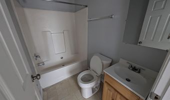 12 N Iowa Ave, Atlantic City, NJ 08401