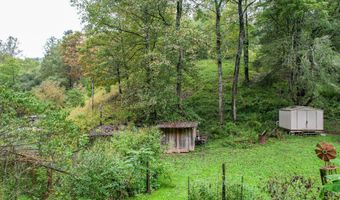 1515 Ned Clark Rd, Bean Station, TN 37708