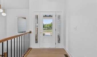 422 NE Lakota Dr, Adrian, MO 64720