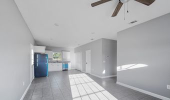 110 Peach Ln, Baxley, GA 31513