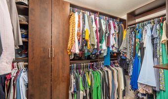 2002 S 60TH St, Springfield, OR 97478