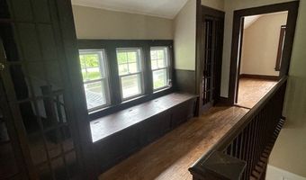 14 Wheelwright Rd, Barre, MA 01005