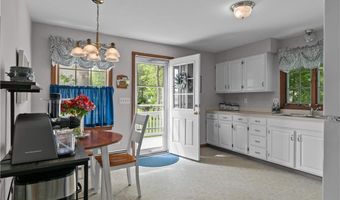 17 Basswood Dr, Bristol, RI 02809