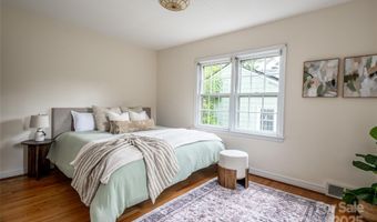 26 Lorraine Ave, Asheville, NC 28804