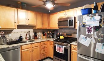 1015 Wedgewood Cir, Belford, NJ 07718