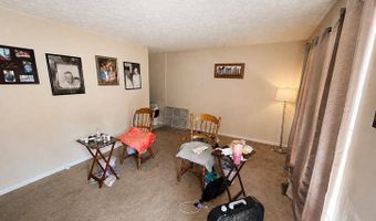 8123 Ray Dr, Ashland, KY 41102