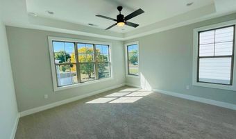 200 E Moore St B, Apex, NC 27502
