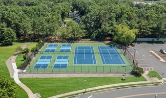 15 Misty Lake Ct, Barnegat, NJ 08005