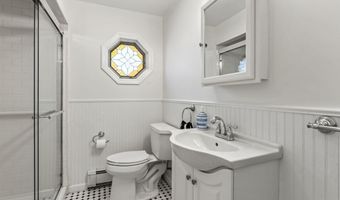 610 Wildwood Rd, Allenhurst, NJ 07711