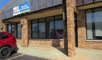 235 E Center Dr B, Alton, IL 62002