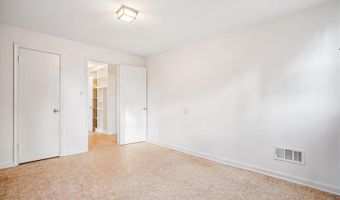 8928 CHELTONHAM Pl, Annandale, VA 22003