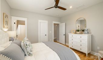 261 Highpointe Ln, Athens, GA 30606