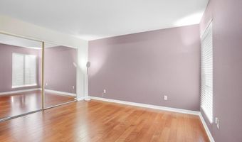 2536 White Oak Pl 1, Escondido, CA 92027