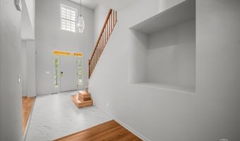 750 Majestic Dr, Algonquin, IL 60102