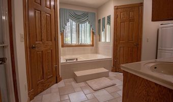 4181 N Farm Road 35, Ash Grove, MO 65604